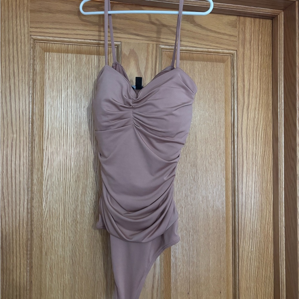 Express Mauve Ruched Spaghetti-Strap Body Contour Bodysuit
